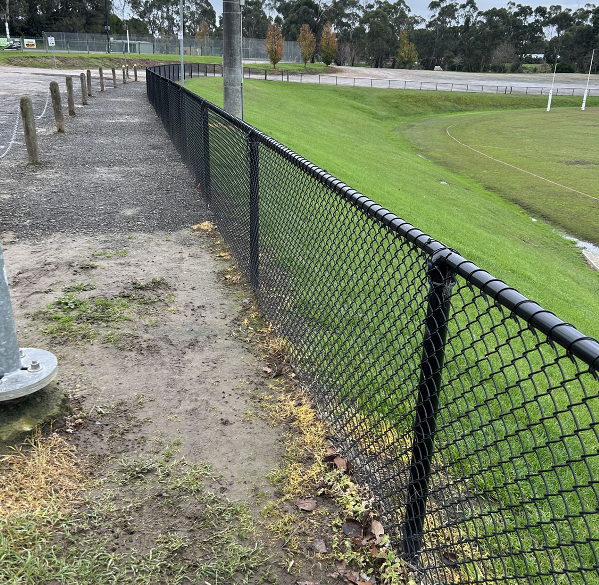Hallam junior netball club court fencing and gate entry